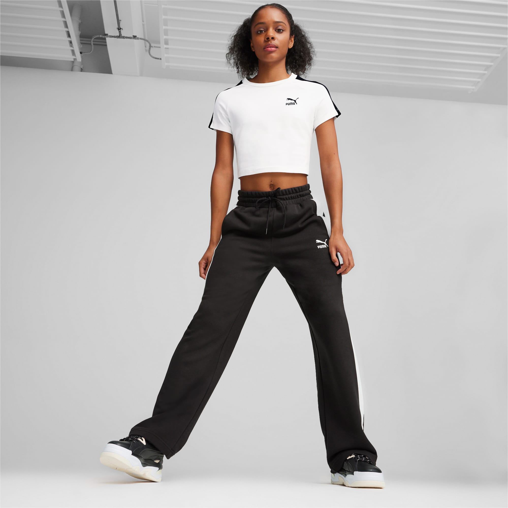 ICONIC T7 BABY TEE W -B21
