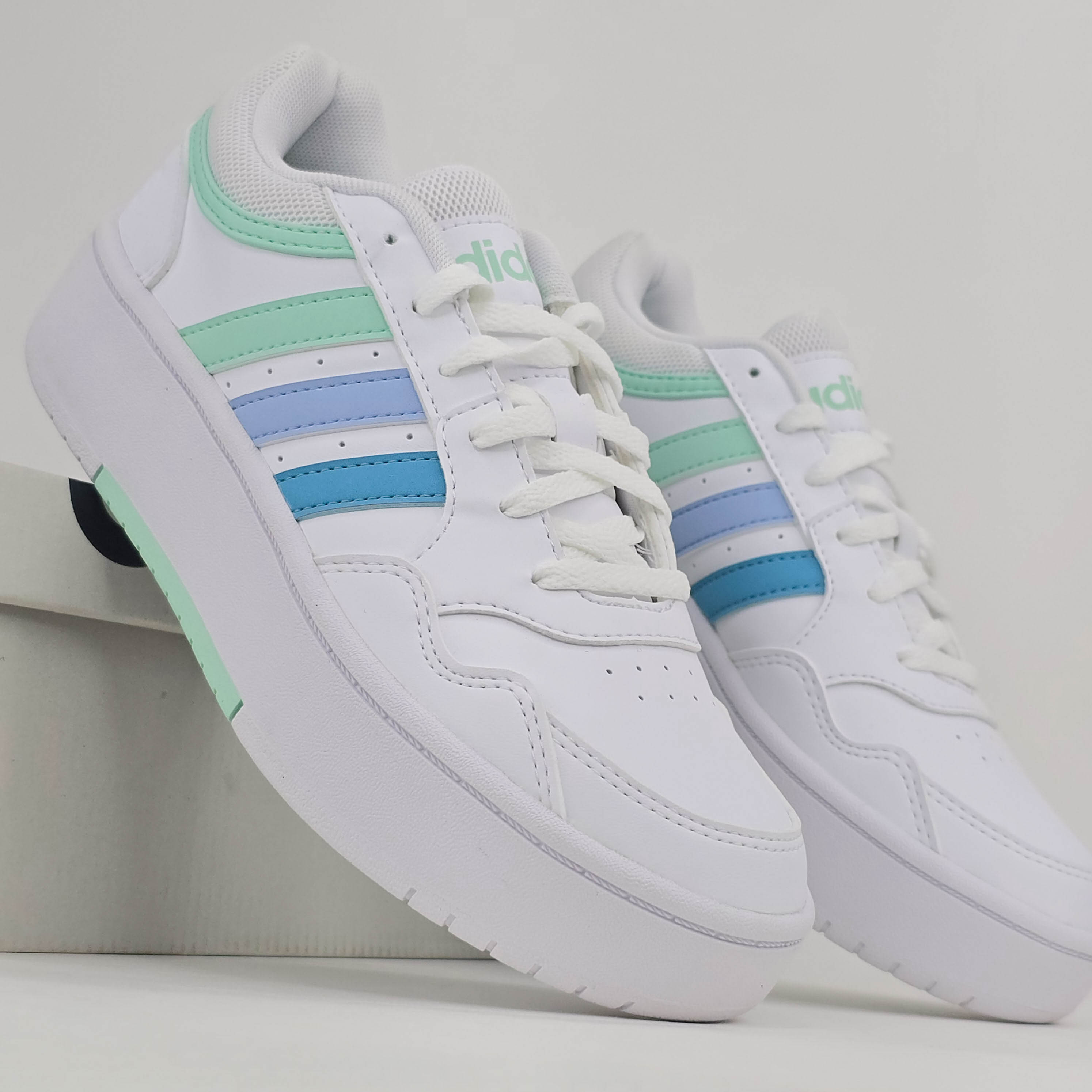 ADIDAS FTW HOOPS FEMALE -D26