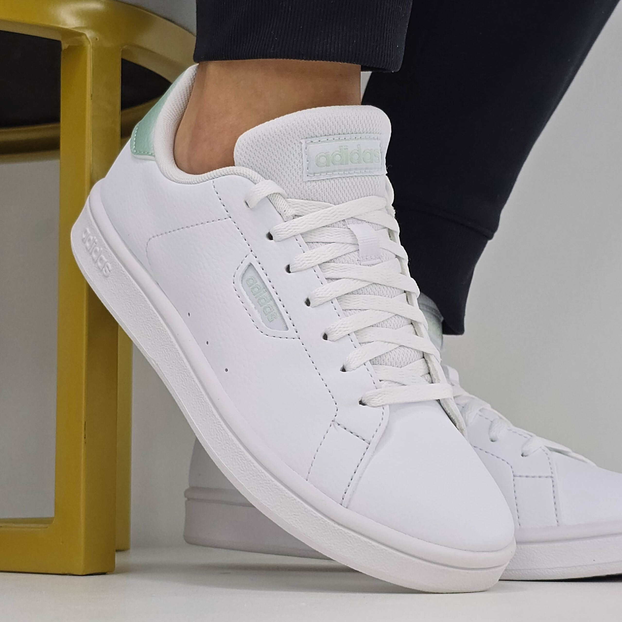 ADIDAS FTW URBAN COURT FEMALE