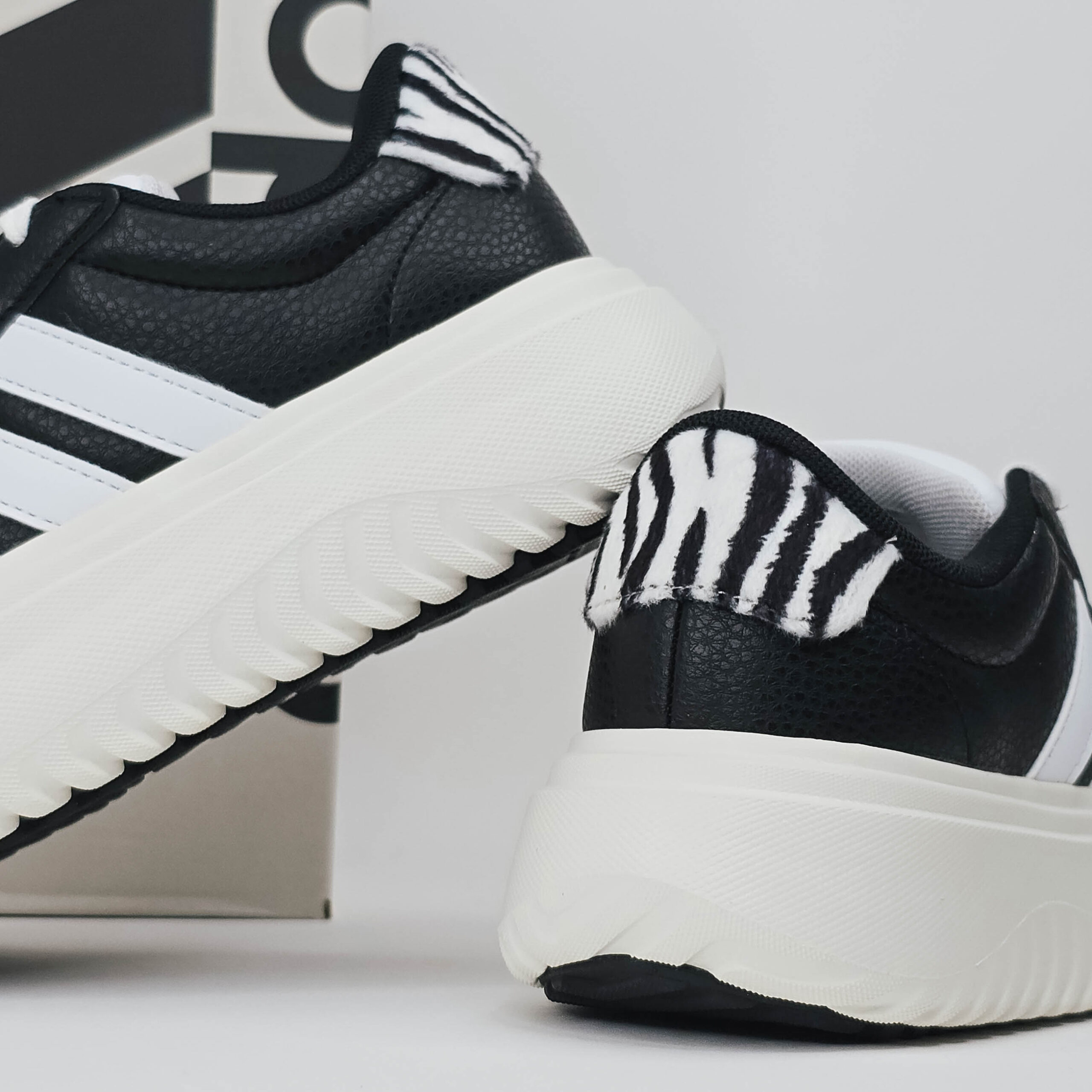 ADIDAS FTW GRAND COURT FEMALE - Imagen 3
