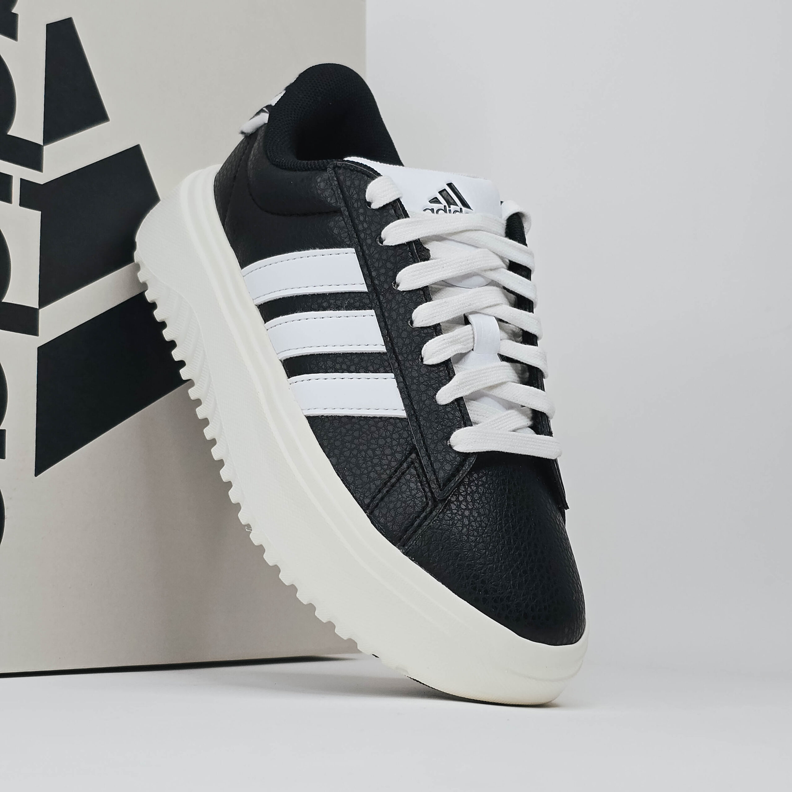 ADIDAS FTW GRAND COURT FEMALE